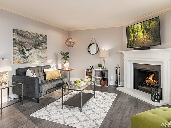 2nd image of 10104 NE 60th St #130