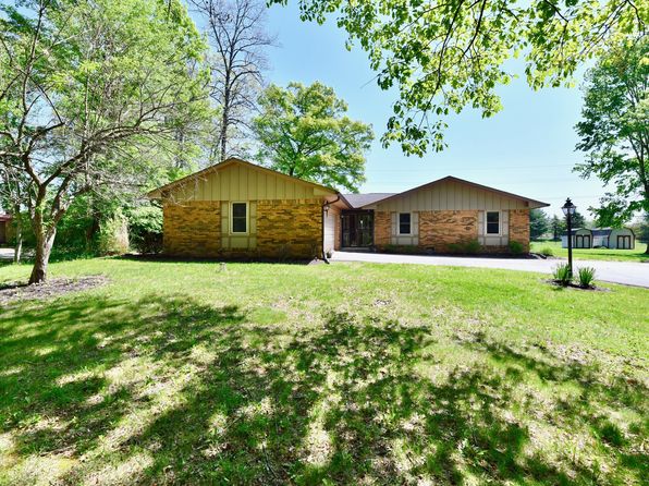 5979 E Oak Hill Dr, Plainfield, IN 46168