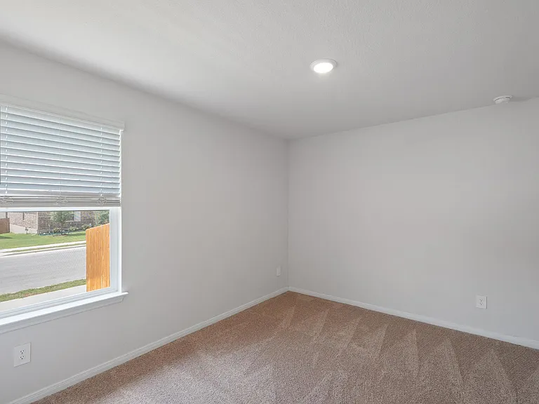205 Bethpage Dr — Photo 7