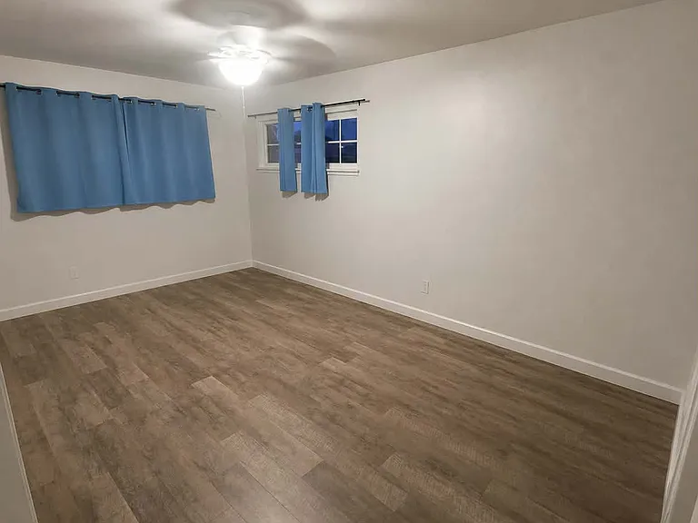 2424 S Poppy Ave — Photo 4