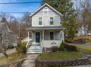 21 Maryland Ave, High Bridge, NJ 08829