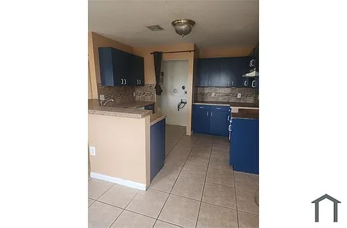 8804 NW 38th Dr #3 Photo 1
