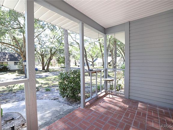 2nd image of 579 W Cherry Laurel Ct