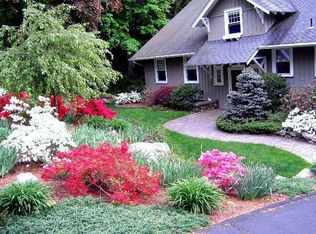 102 Malcolm Rd, Mahwah, NJ 07430