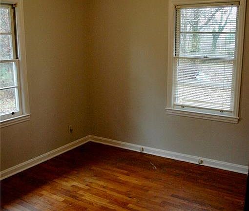5th image of 1552 Cloverdale Cir SE