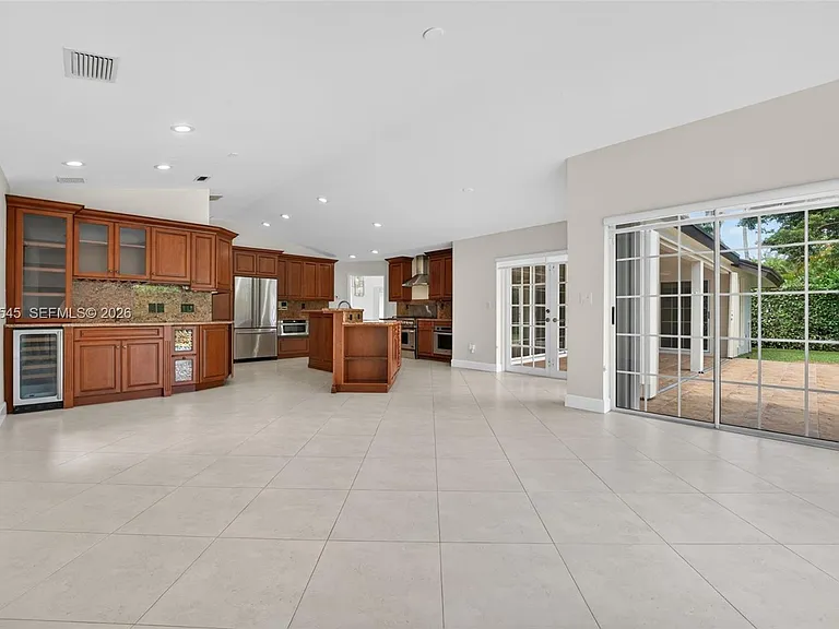 8224 SW 178th Ter — Photo 15