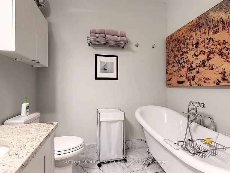 825 Church St #Penthouse 401 — Photo 23