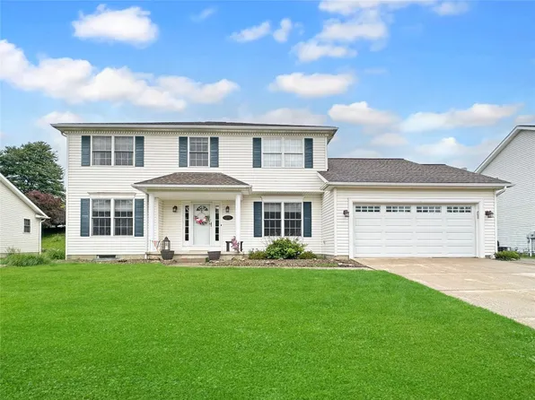 2912 Woodview Dr, Erie, PA 16506