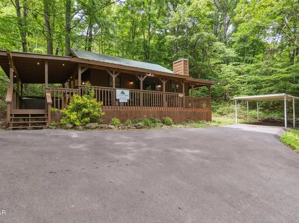 2108 Redmond Way, Sevierville, TN 37876