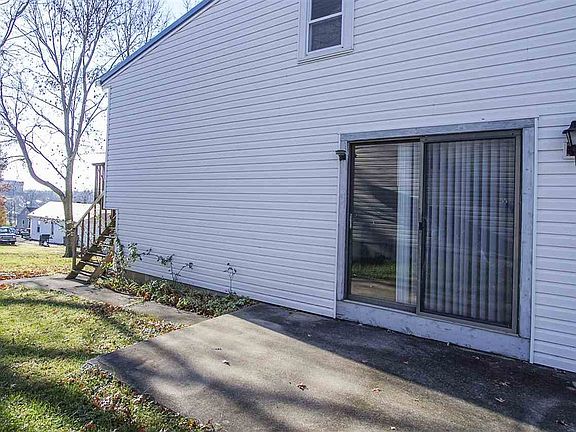 4th image of 2453 Lorraine Ct