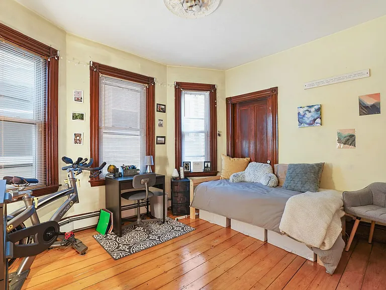 68 Calumet St #5 — Photo 2