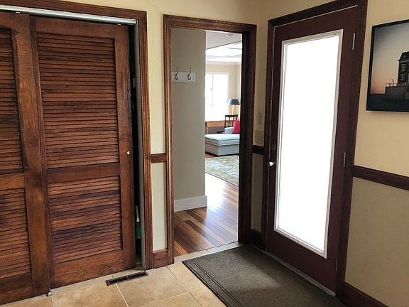 2nd image of 140 Hilltop Rd #1