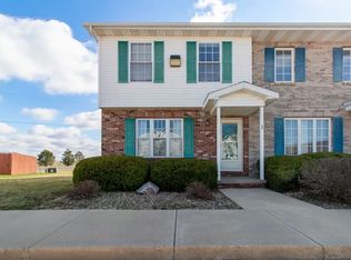 2 Andy Ct APT 1, Bloomington, IL