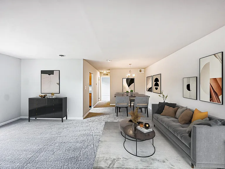 Creekside Apartments — Photo 18