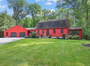 11 Barrett Ln, Bellingham, MA 02019