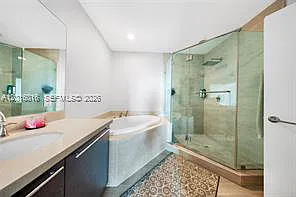 7928 East Dr #305 — Photo 13