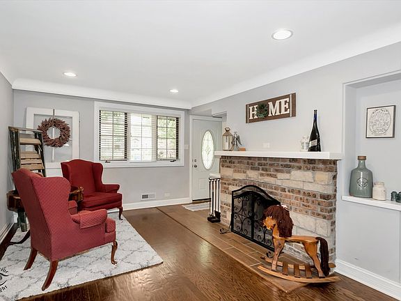 2nd image of 9537 S 50th Ct