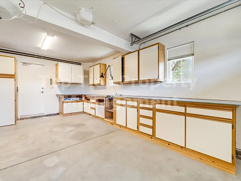1568 Mallorca Dr — Photo 33
