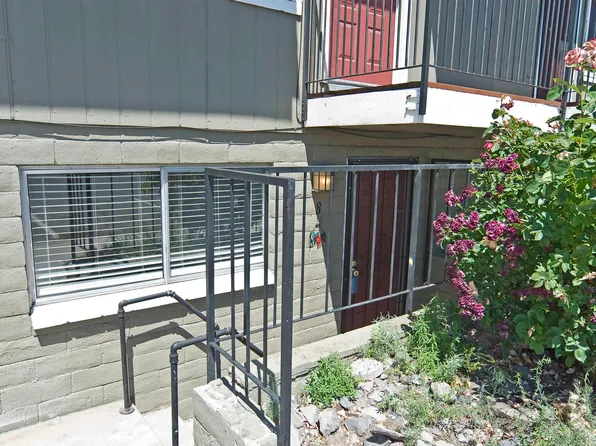 1436 E 9th St Unit 8, Reno, NV 89512