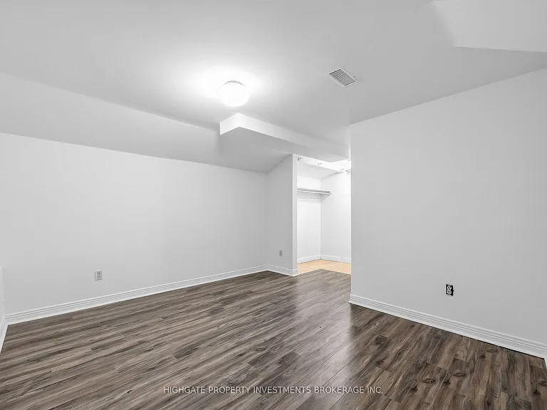 739 Edgewood Rd — Photo 27