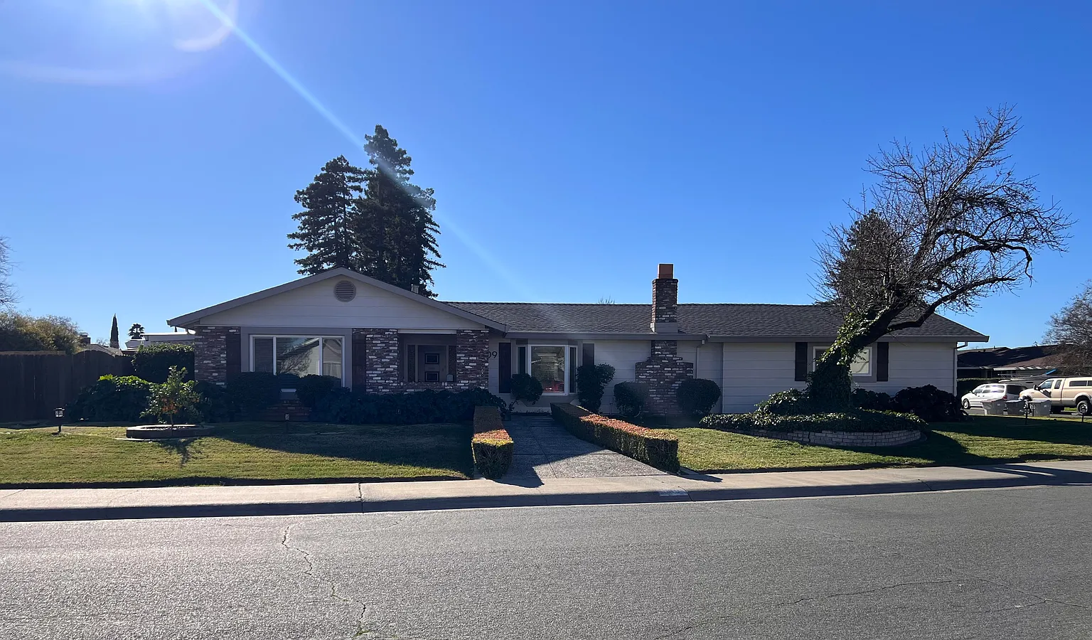 509 W Southwood Dr photo 1