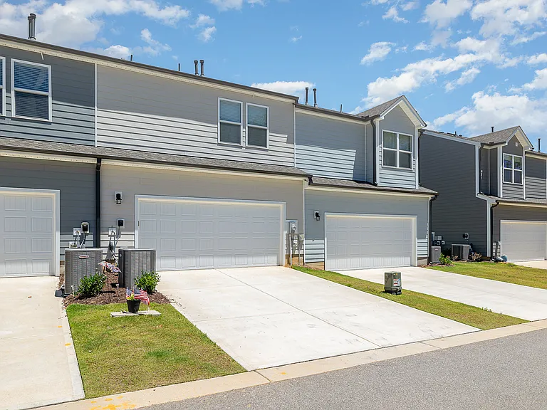 5706 Kalamata Dr — Photo 35
