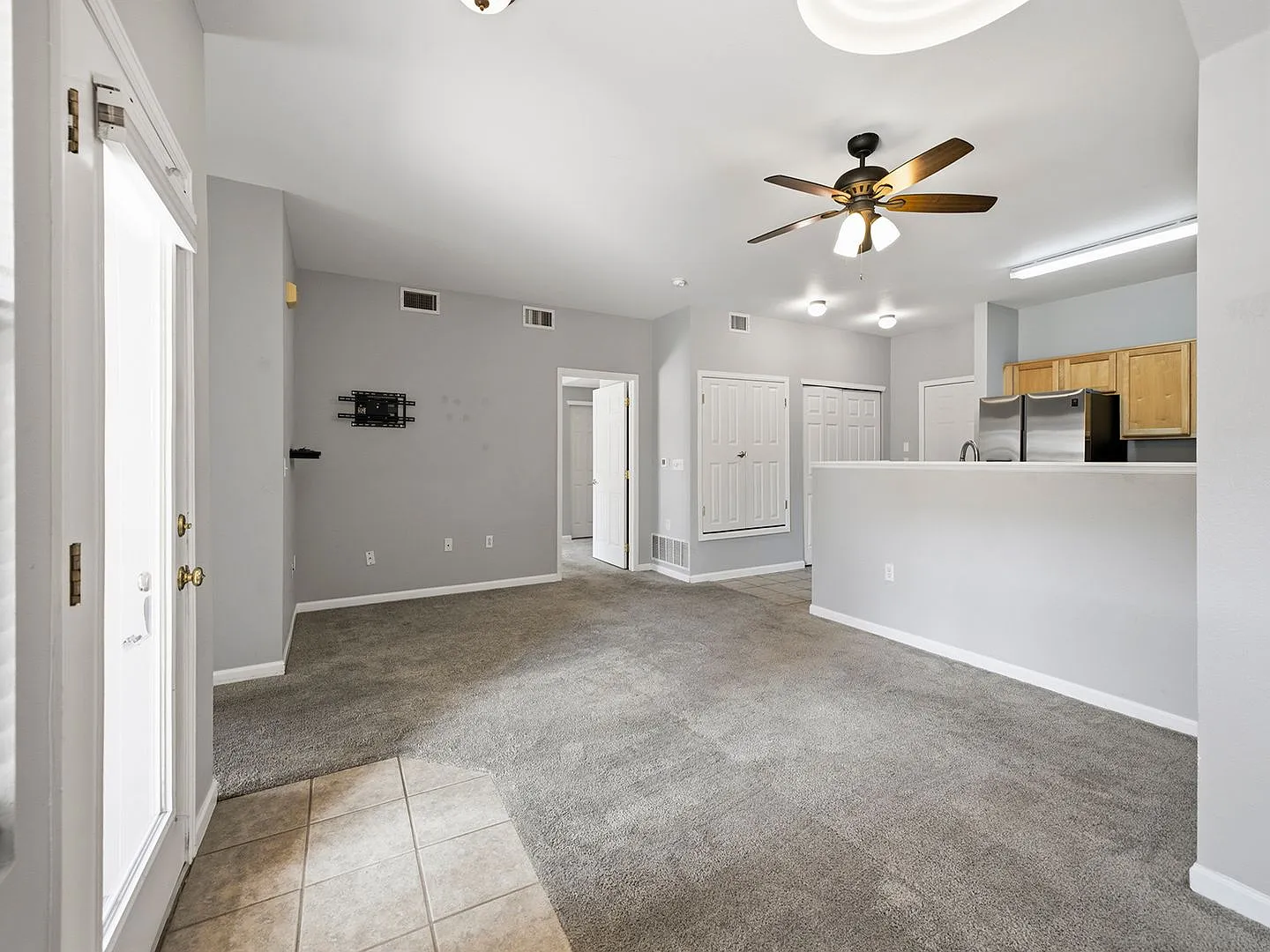 Bright & Inviting 1st Floor Condo for Rent! — Photo 4