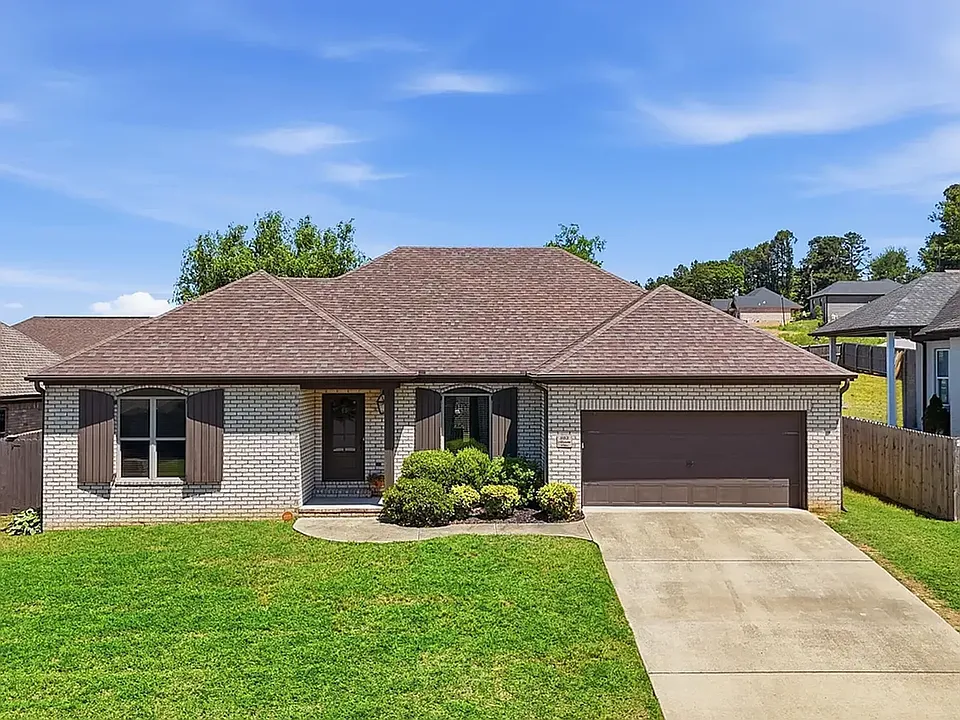 803 Adamson Dr
