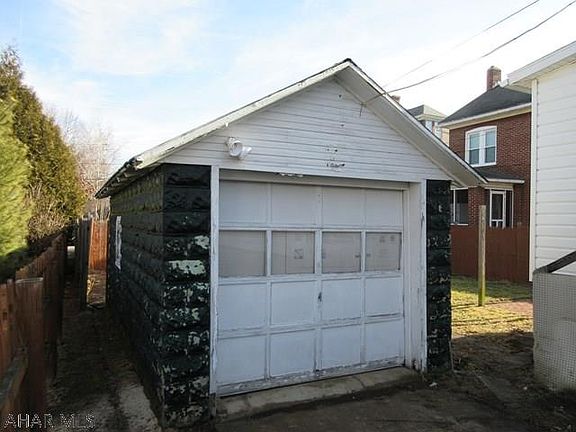 5th image of 41 E Milford St