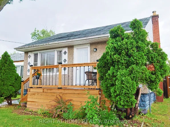 82 Normanhurst Ave, Hamilton, ON L8H 5M6