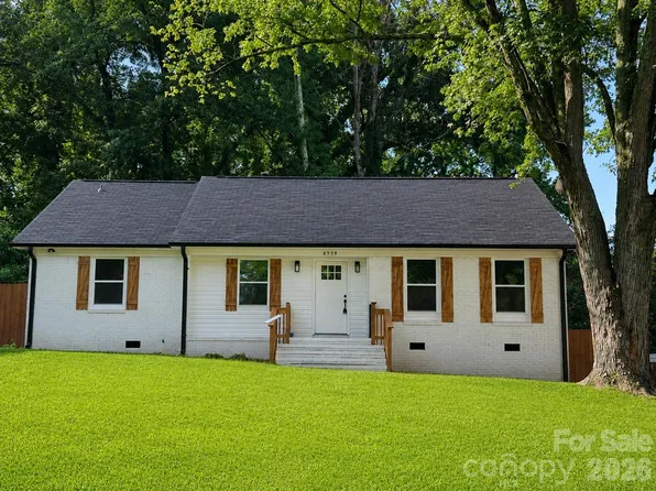 6908 Ludwig Dr, Charlotte, NC 28215