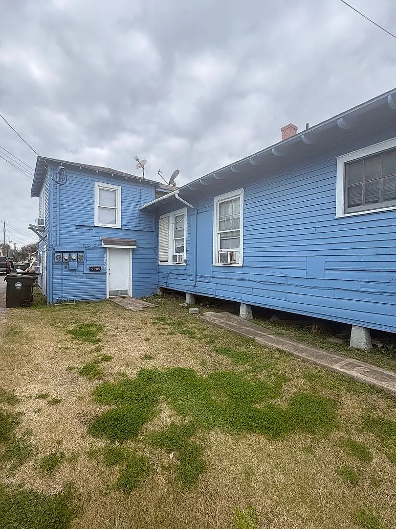 Cute 1 bedroom 1 bath duplex for lease — Photo 1
