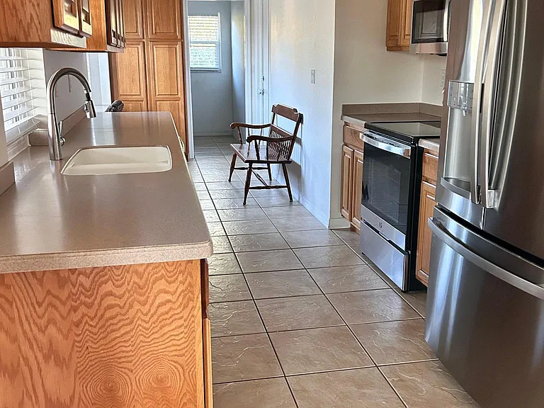21515 Dekals Ave — Photo 2