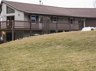 N6848 Meadowlark Rd, Sheboygan Falls, WI 53085