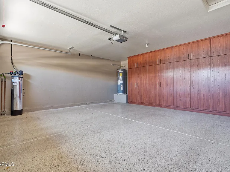 4441 E Cottonwood Ln — Photo 30