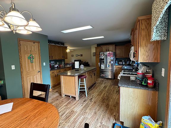 2nd image of 58520 Frost Rd
