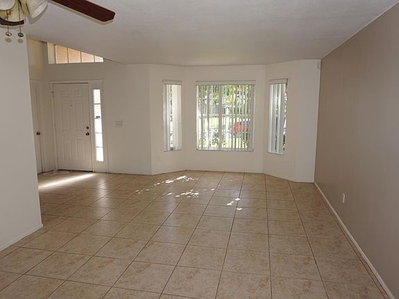 4th image of 252 Prairie Dune Way