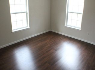 9221 Lambright Rd, Houston, TX 77075