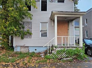 1003 Smith Pl, Utica, NY 13501