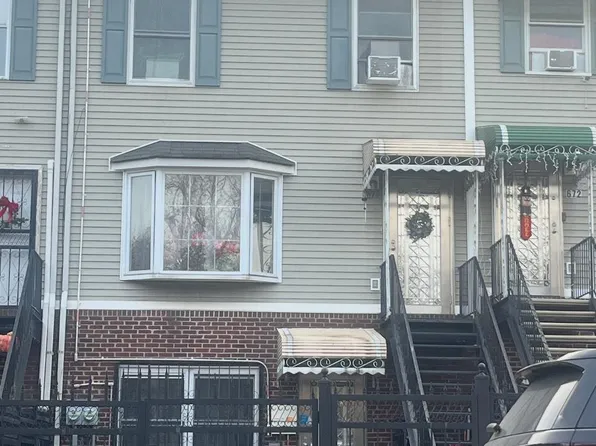 674 Saint Marys Street, Bronx, NY 10454