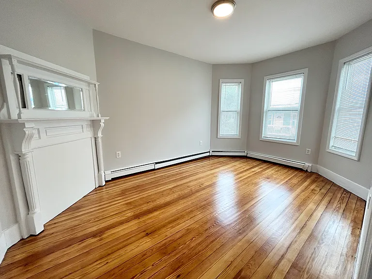 24 Maryland St #3L — Photo 3