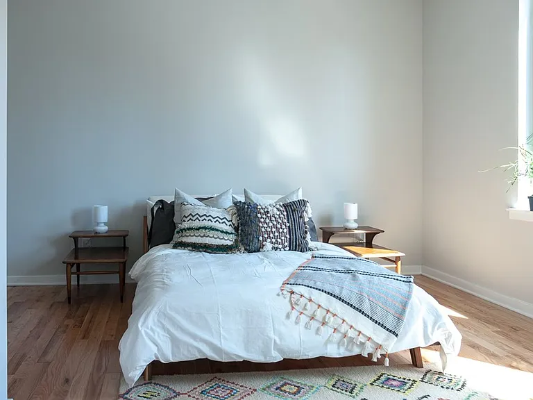 2007 Hope st apartments — Photo 10