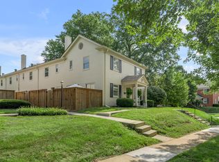 1119 Cooper Dr, Lexington, KY 40502