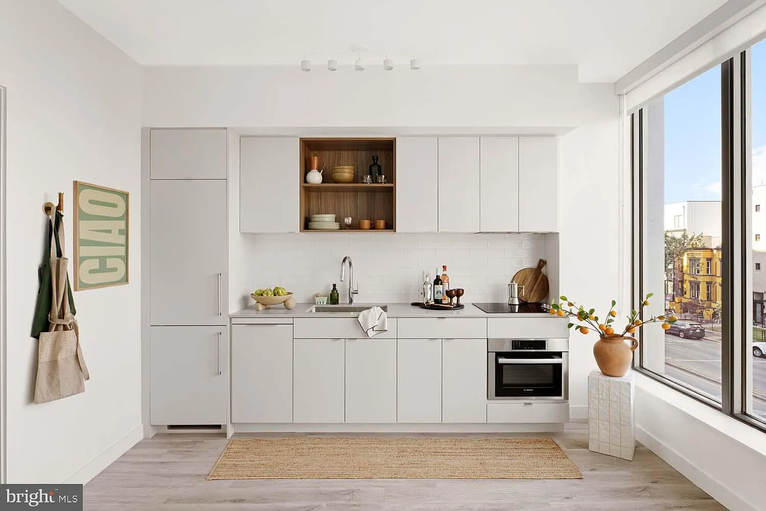 1 bed, 524 sqft, $2,145 — Photo 3