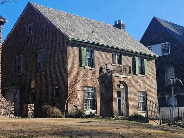 6025 W Cabanne Pl, Saint Louis, MO 63112