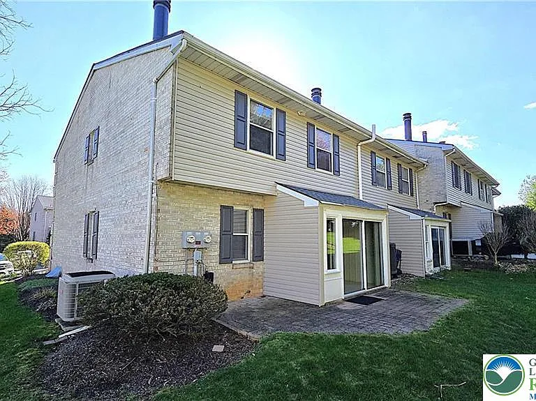 194 Springhouse Rd — Photo 3