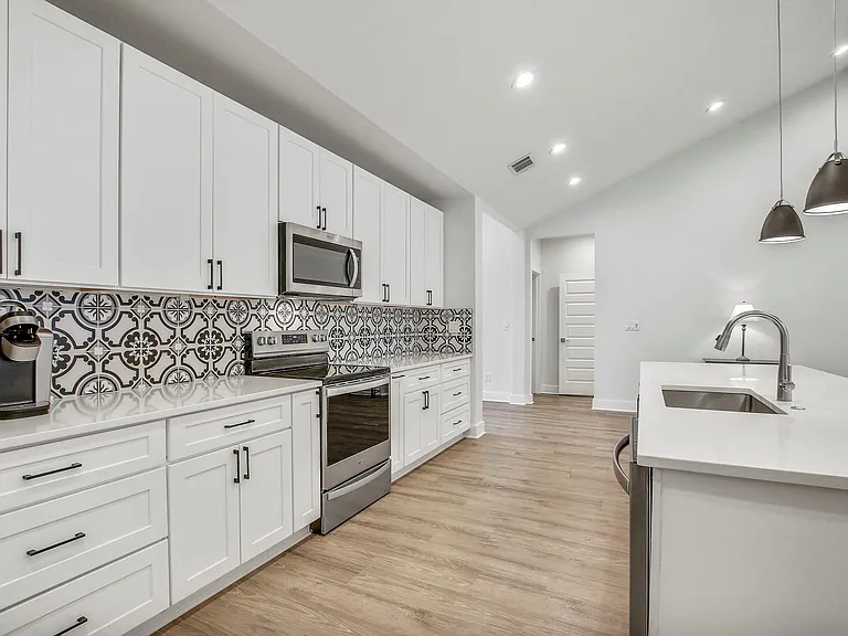 6509 Shady Ln — Photo 9