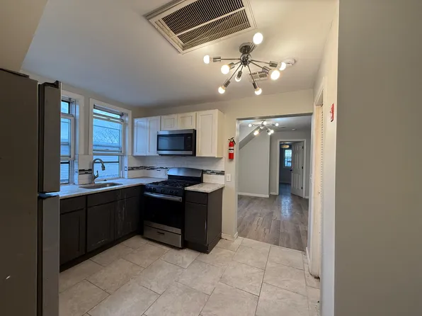 223 Cator Ave #3E, Jersey City, NJ 07305