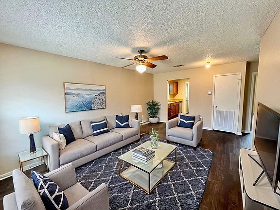 2nd image of 4545 Hoeneke St APT 201