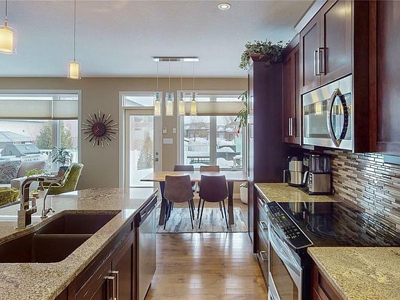 5th image of 4421 E Sandpiper Cres